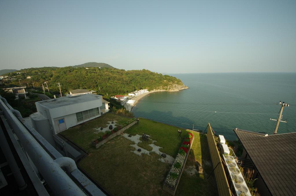 Donkairo Ako Quarto foto